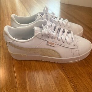 Puma white and beige leather sneakers